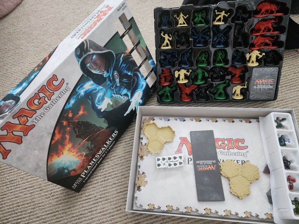 MTG: Arena of Planes walkers board game image indicator(2)