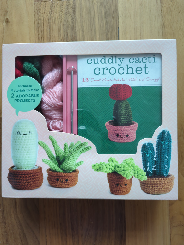 Crochet: Cuddly Cacti thumbnail