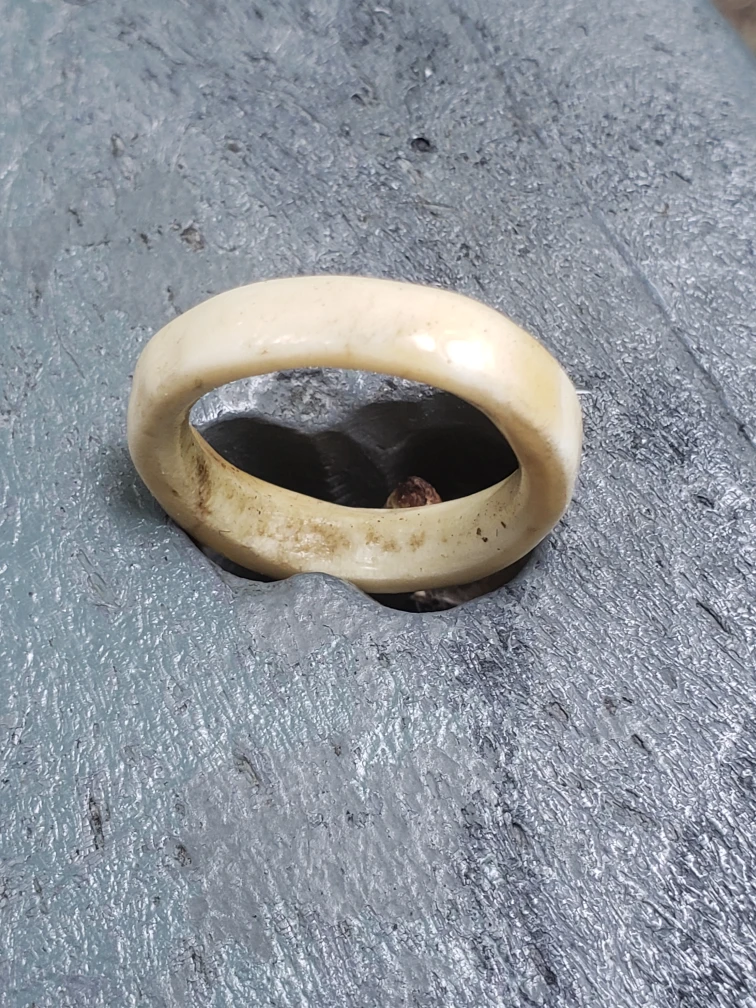 ring.antler