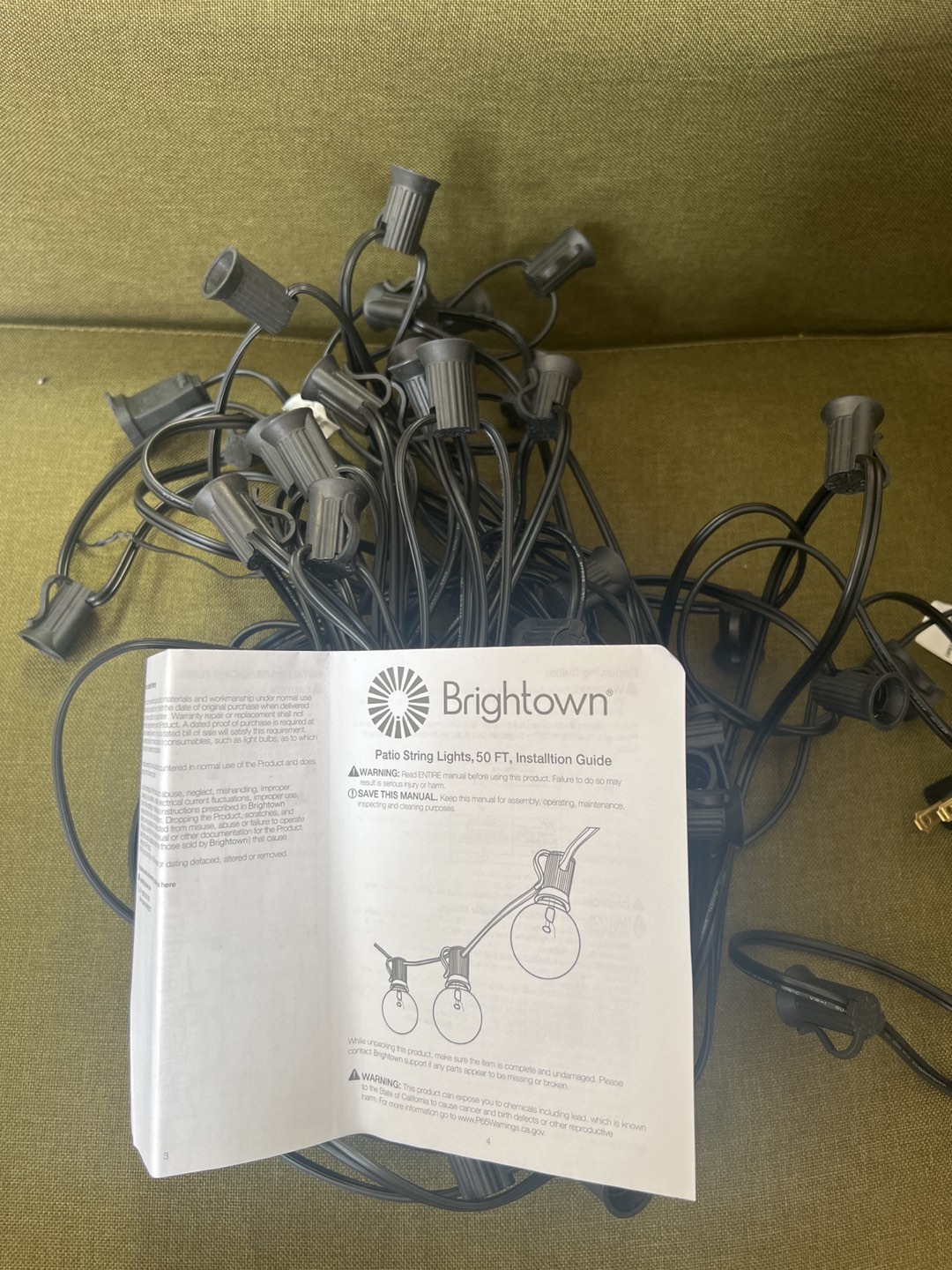 Outdoor string lights 50ft 52 Bulbs unused