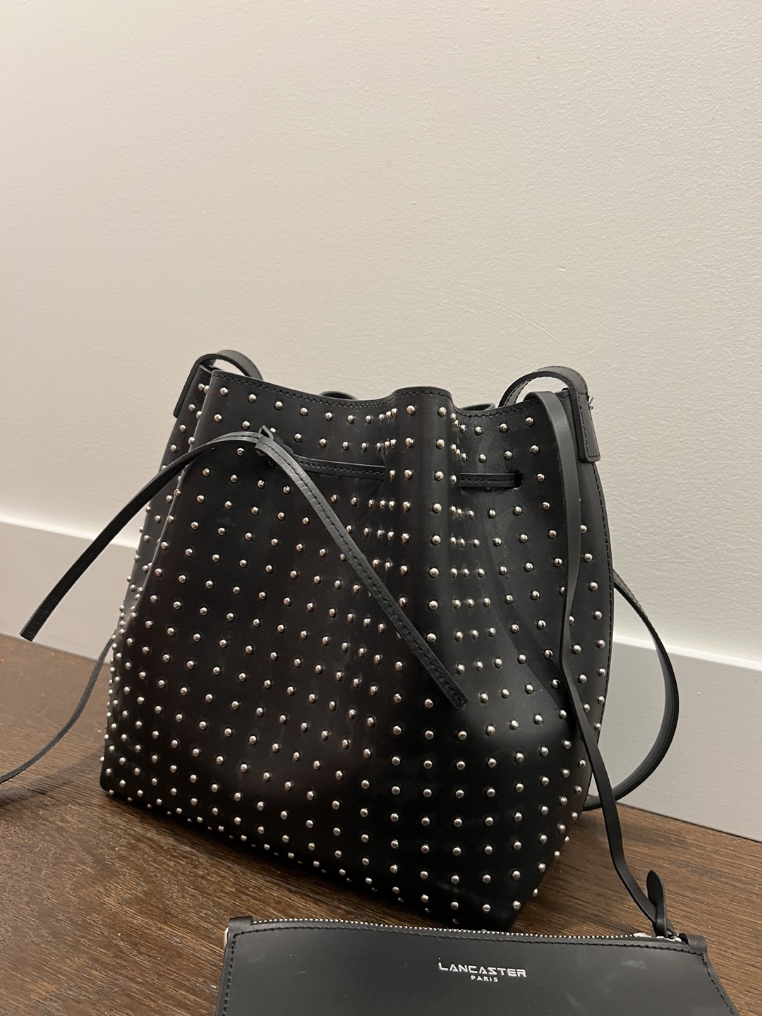 Korean ladies handbag (used) - photo 2