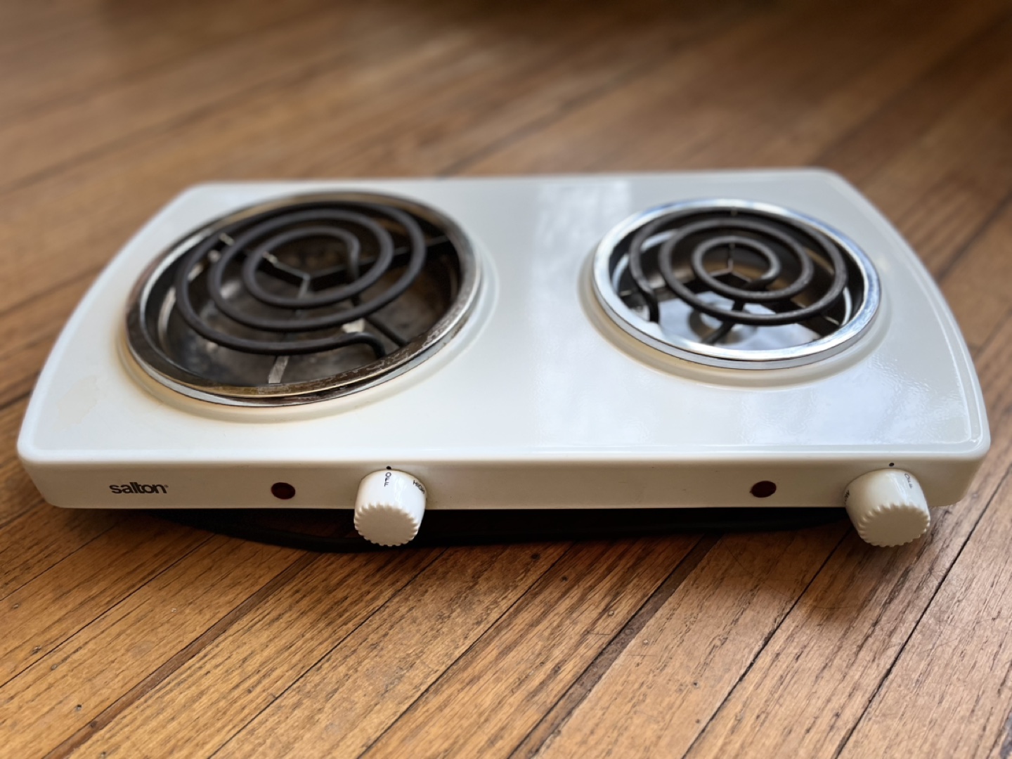 Salton Portable Electric Cooking Range thumbnail