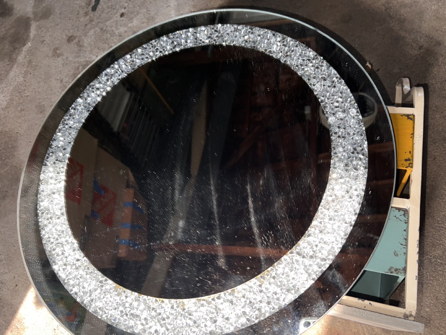 Wall mirror thumbnail