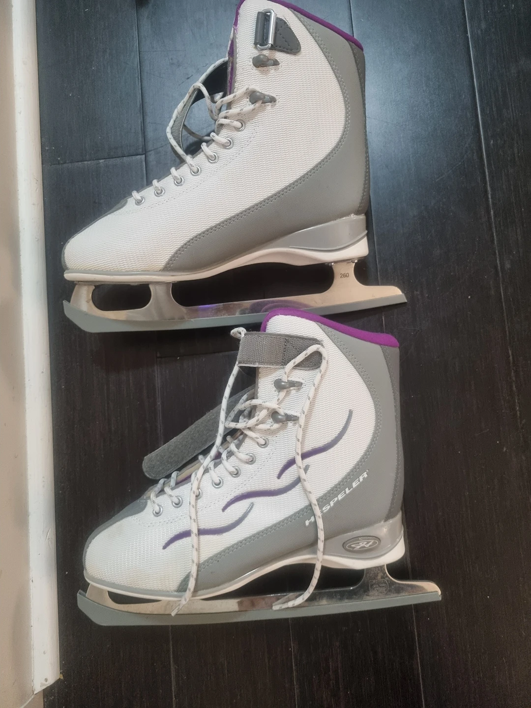 ice skate woman