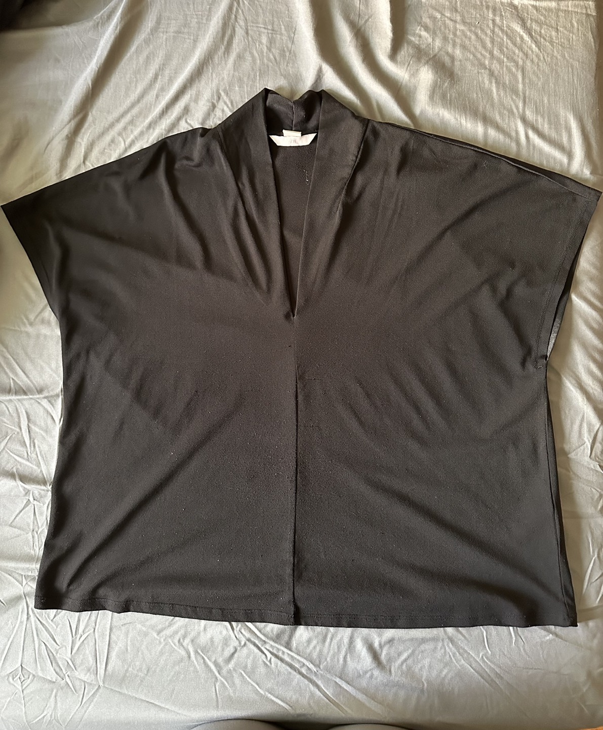 V-neck Blouse #closetcleanout thumbnail