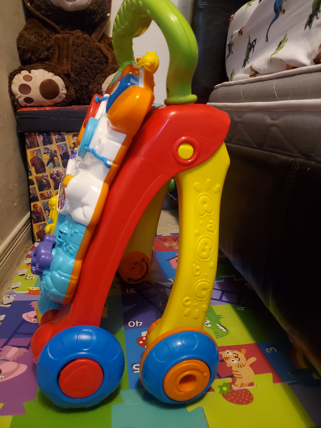 Baby walker and activity toy. Sit image indicator(2)