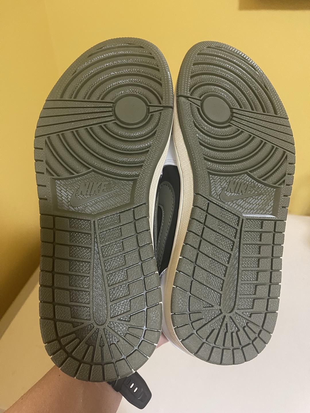 Nike Air 9 Jordan 1 Olive Force Black Mocha Men’s Dunk Low High image indicator(8)