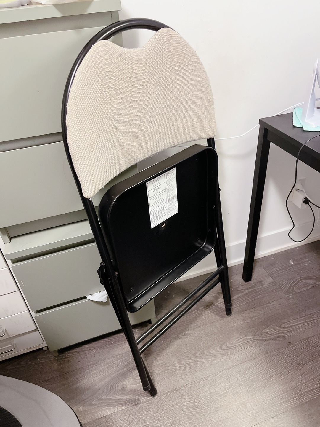 Foldable chair (leaving the country July 15 - photo 4