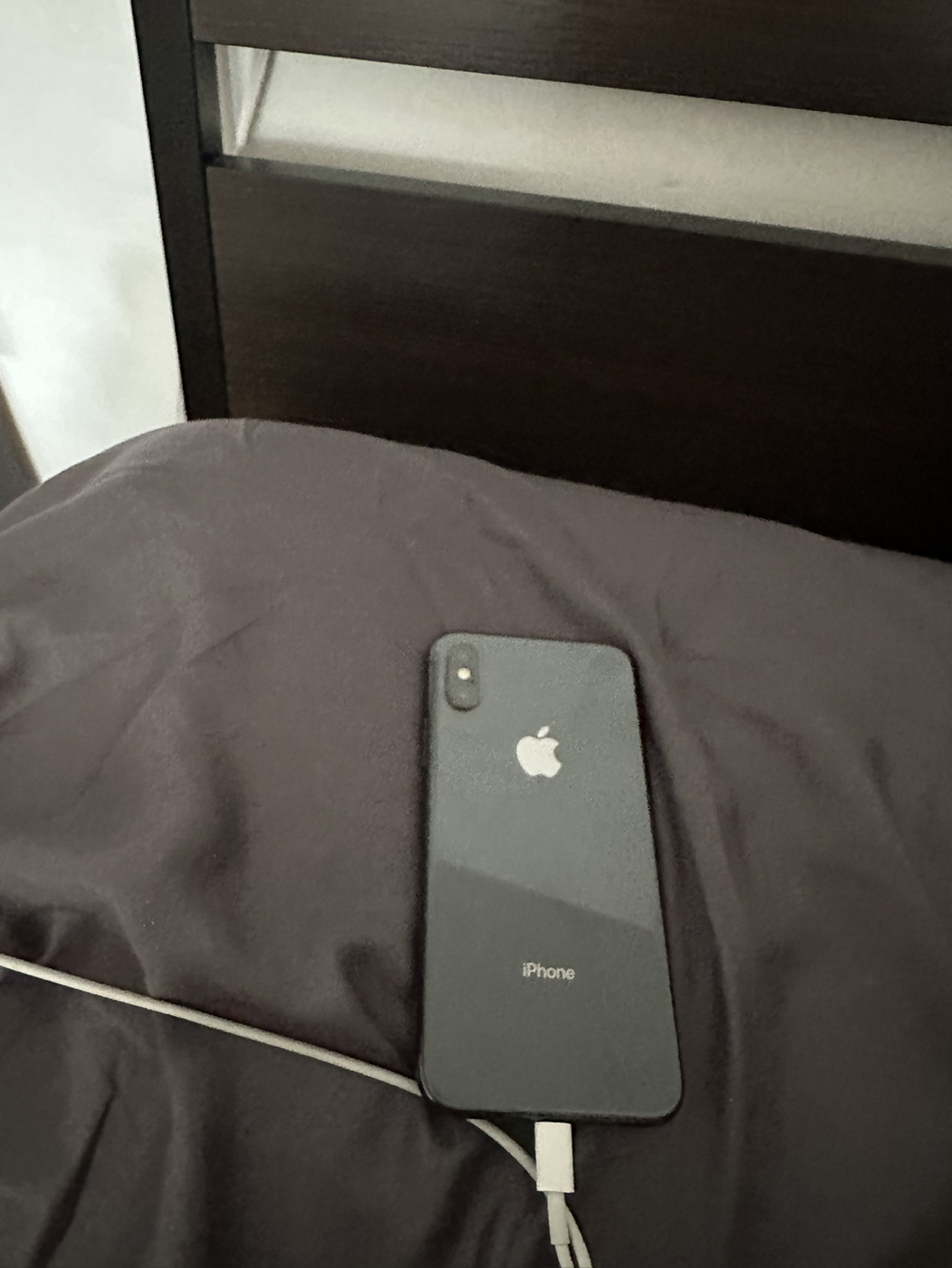 iPhone xs - photo 2