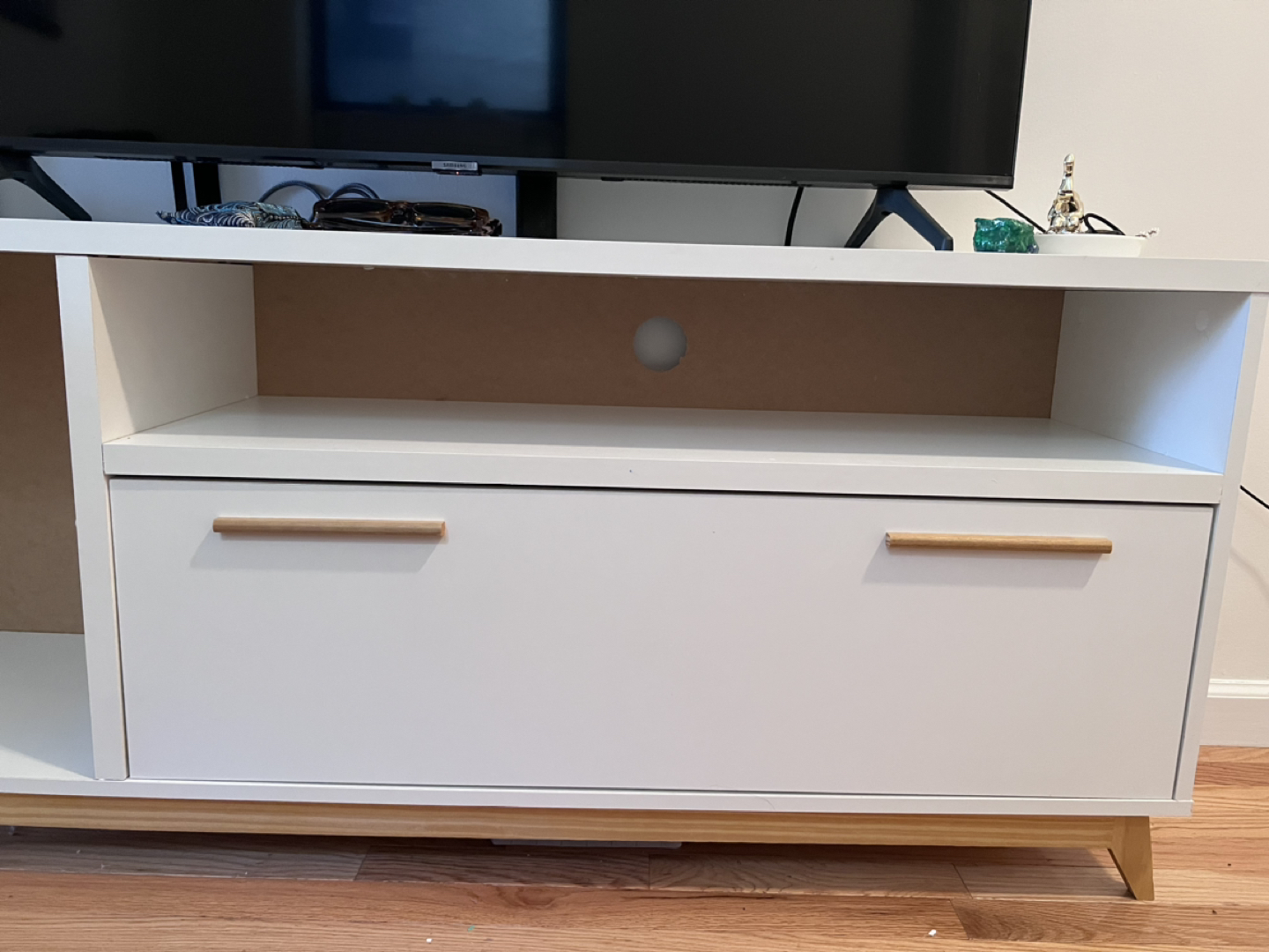 Entertainment center/Cradenza - photo 3