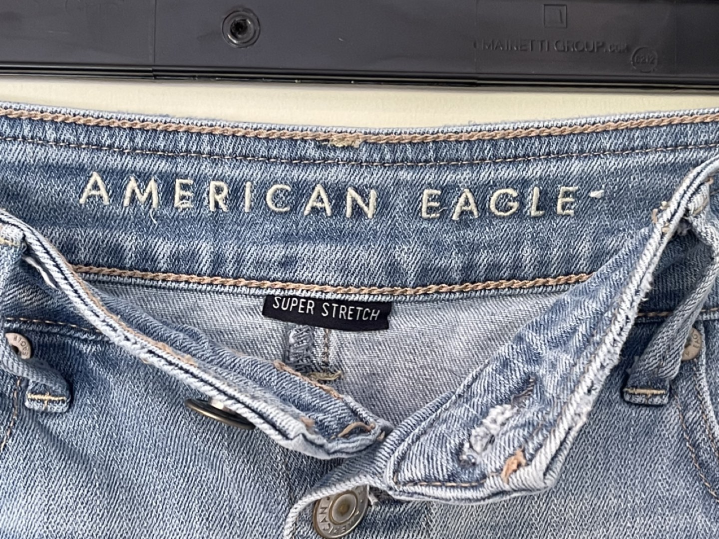 American Eagle Denim Mini Skirt women’s size 6 - photo 3