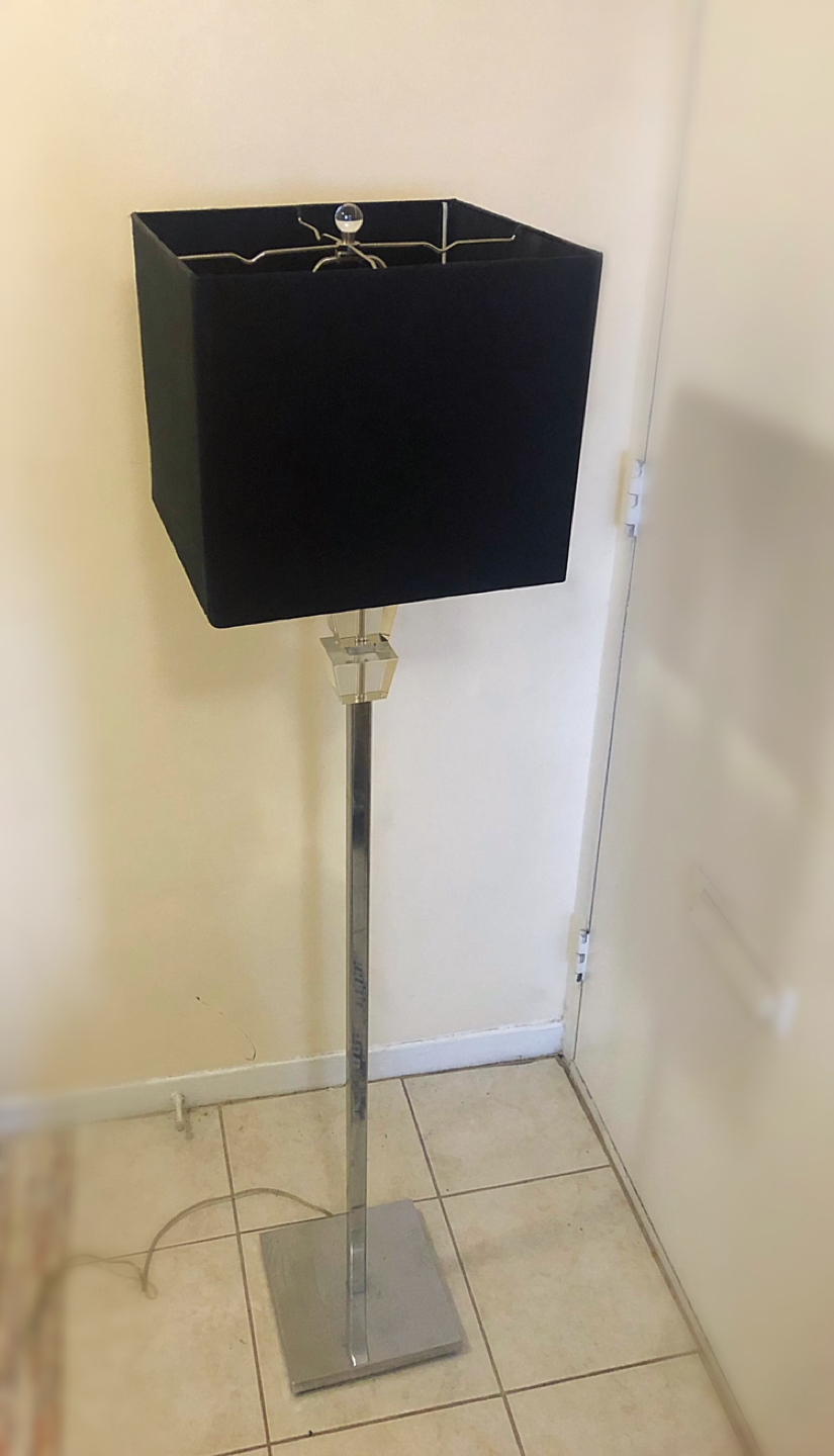 Floor lamp, black shade - photo 5