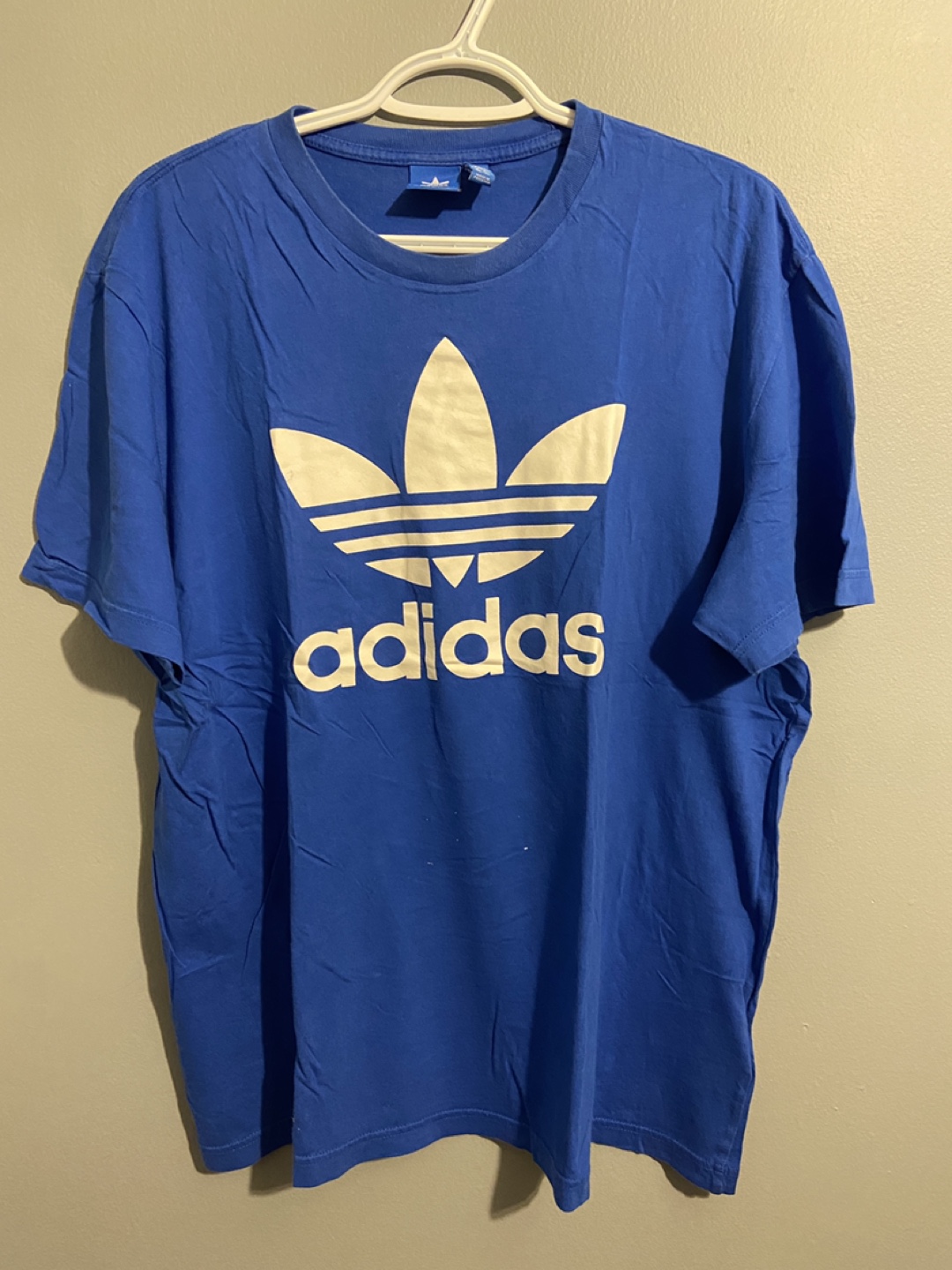 Adidas shirt thumbnail