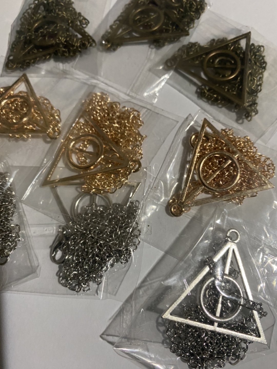 Harry Potter pendant necklaces image indicator(2)