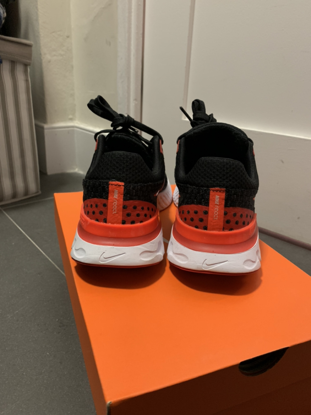 Nike Women’s React Infinity Run Flyknit 3 running shoes - photo 3