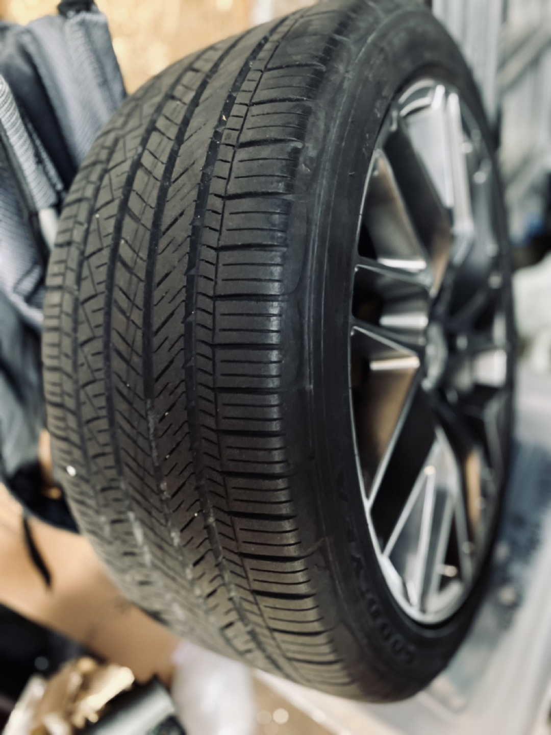 RIMS & TIRE(All Seasons Tire) thumbnail
