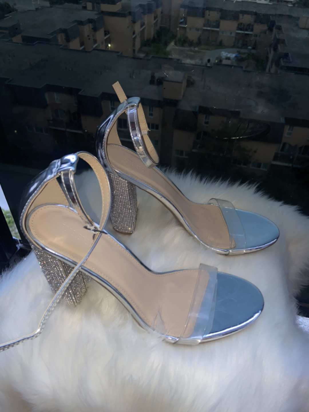 Women’s Sparkly Open Toe Chunky Heels👠❄️ image indicator(2)