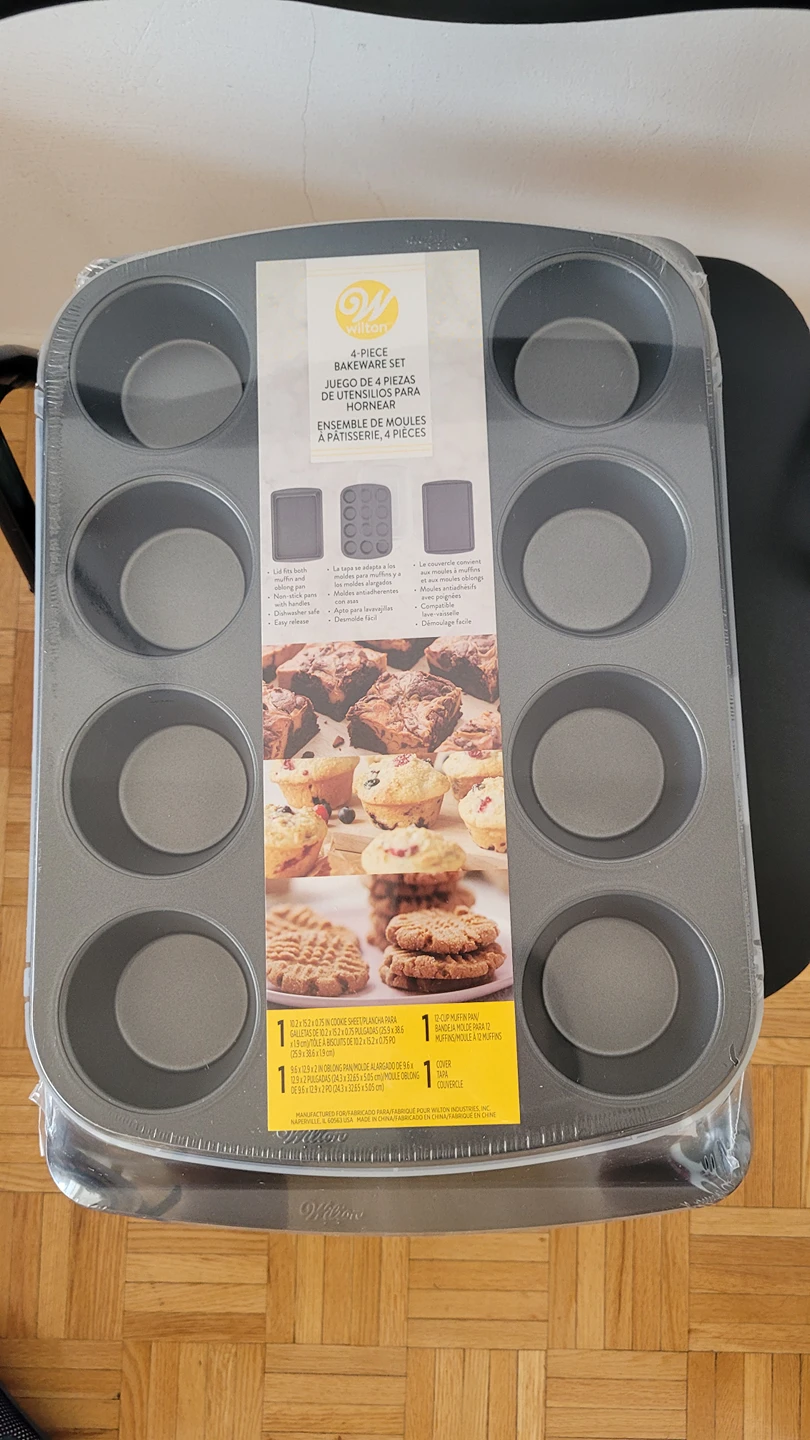 Wilson Bakeware 4 piece set thumbnail