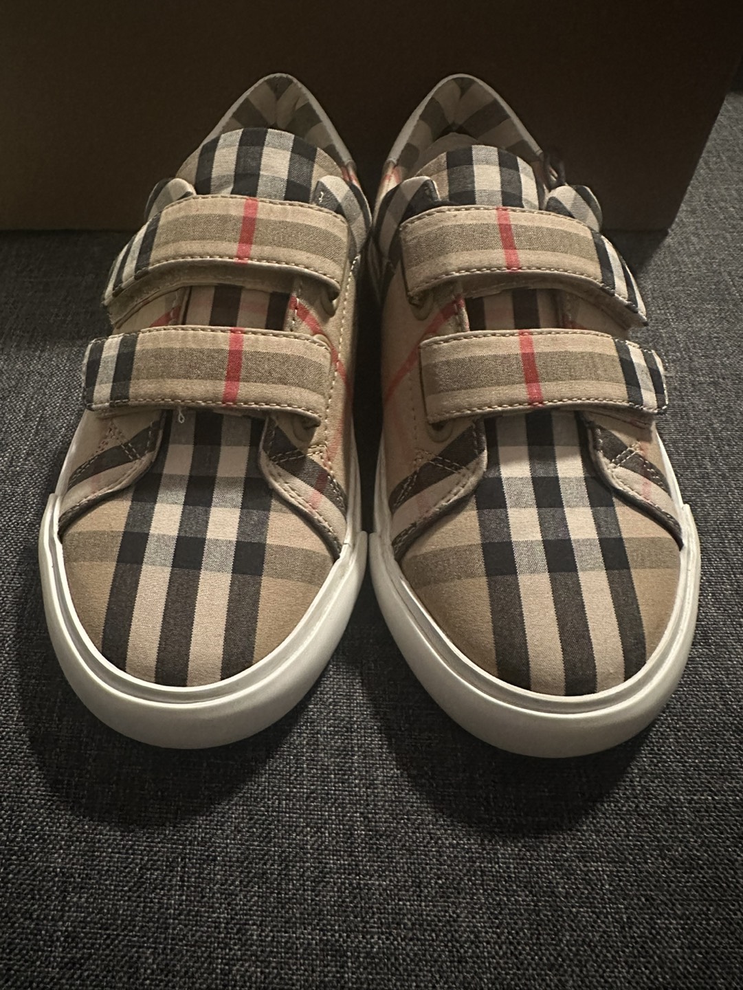 Kids Burberry Shoes, Like New! - photo 2
