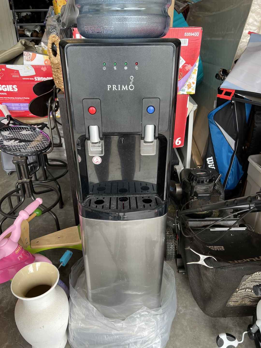 Primo hot and cold water dispenser( includes 2 water gags) thumbnail