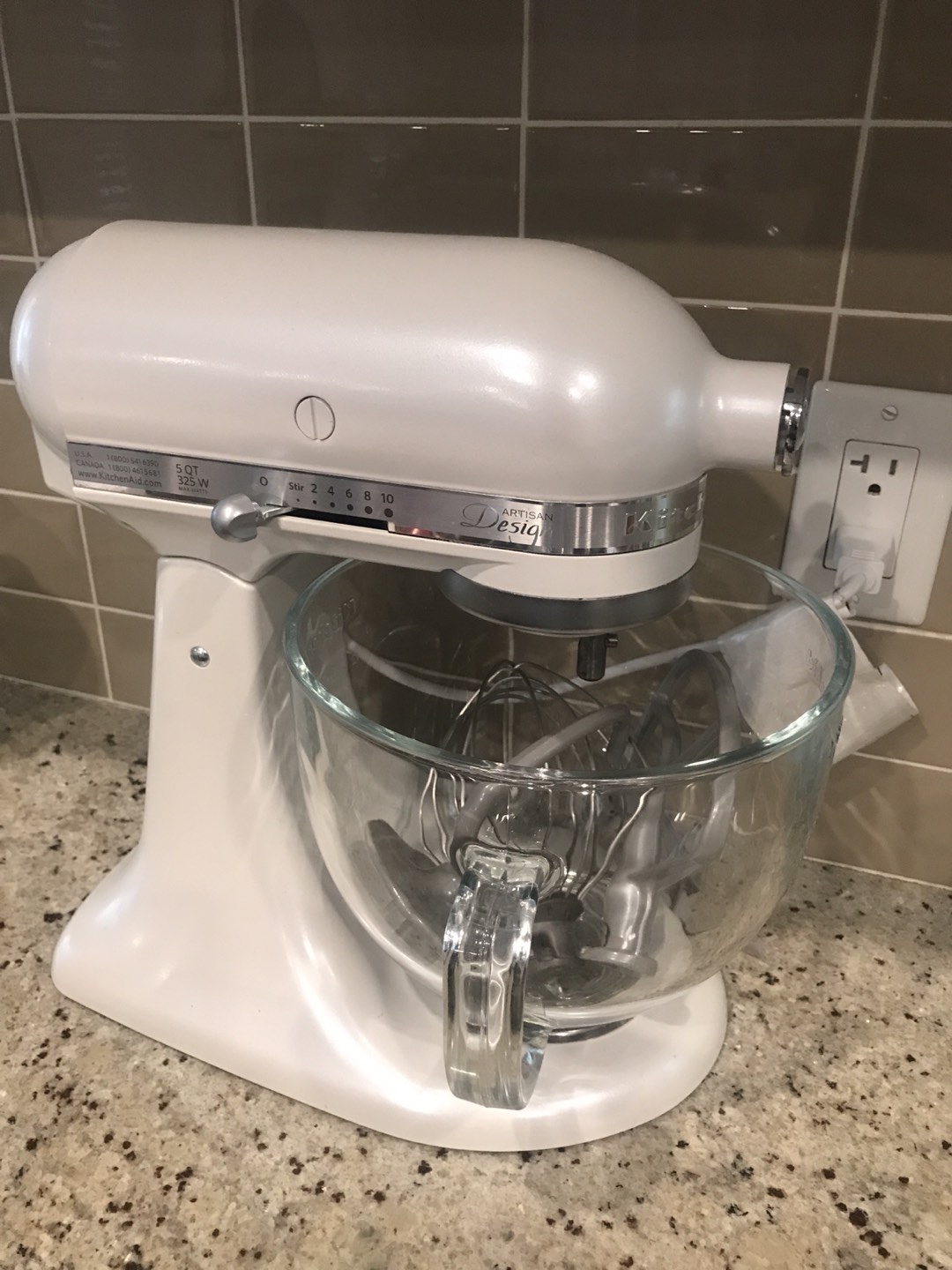 Kitchenaid Mixer 5qt with Glass bowl image indicator(2)