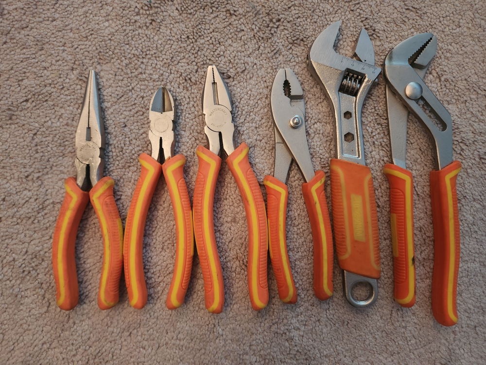 6 pc mastercraft High-Visibility pliers set thumbnail