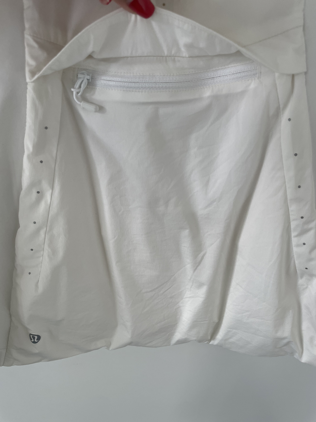 White Lululemon Vest - photo 4