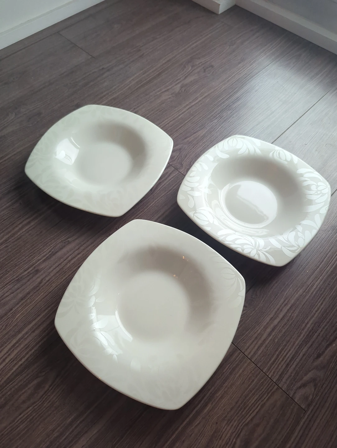 Free plates thumbnail