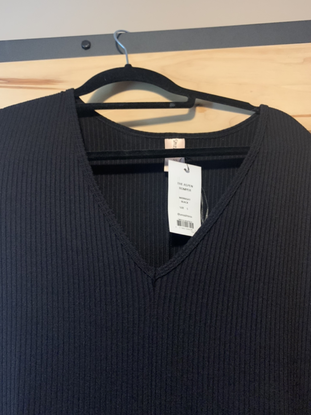 Brand New with Tags -Small Smash & Tess Aspen Romper image indicator(2)