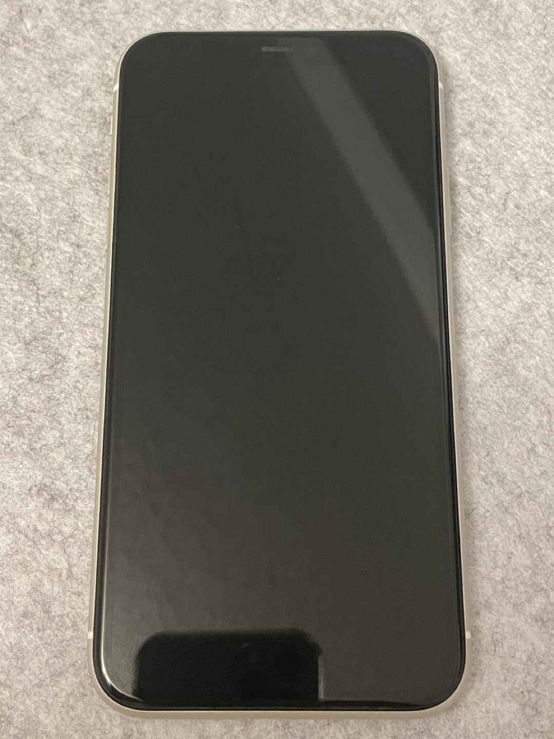 iPhone 11 256GB - photo 2