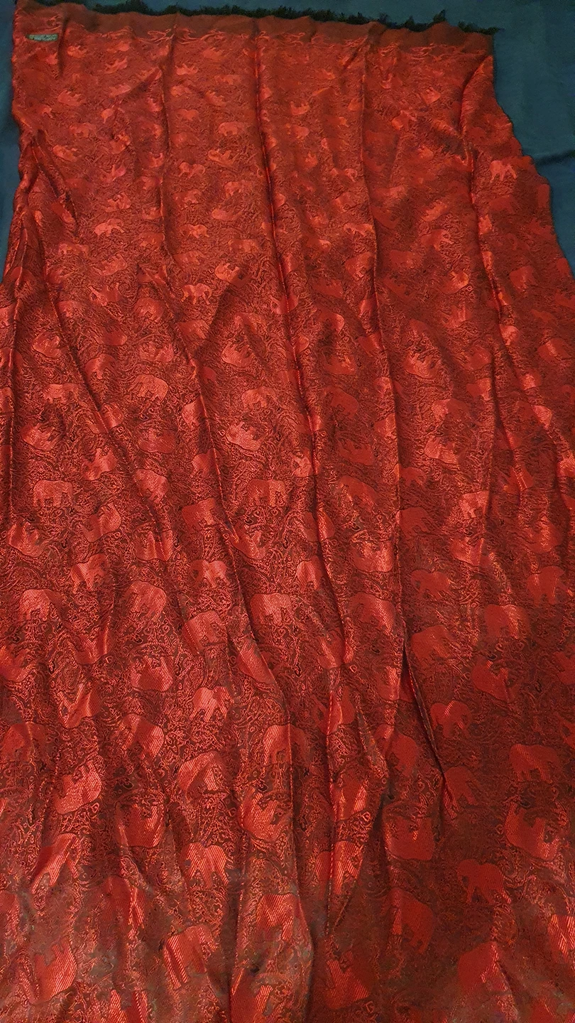 Gorgeous Reversible 100% Silk Scarf image indicator(3)