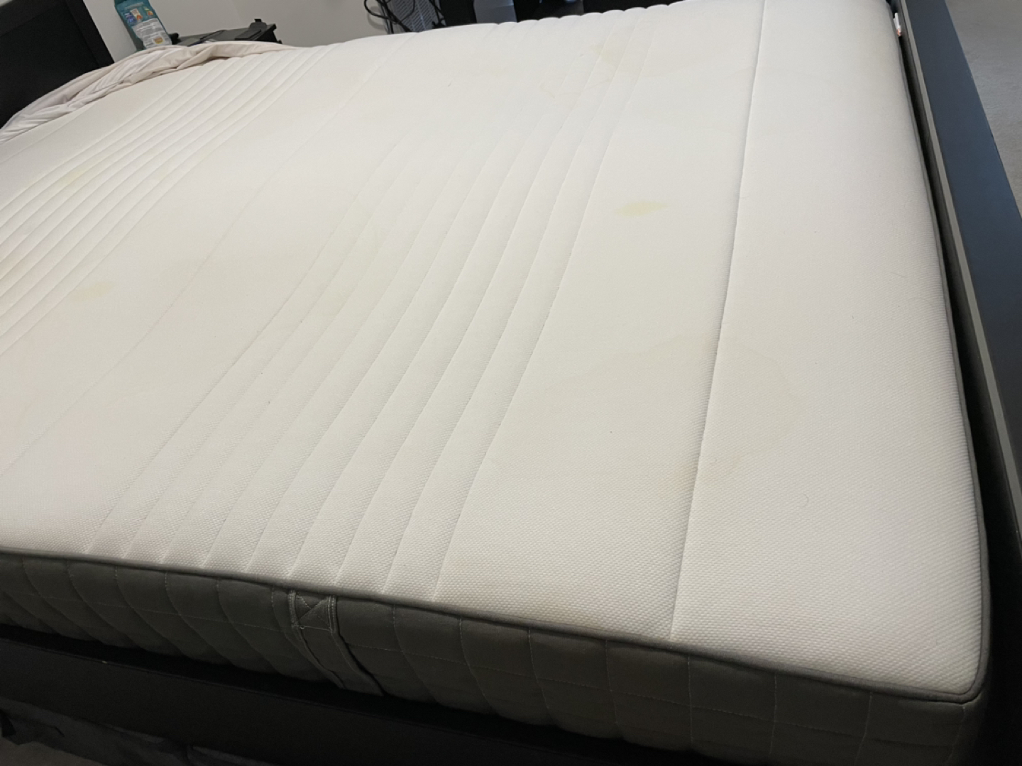 Ikea queen mattress - photo 3