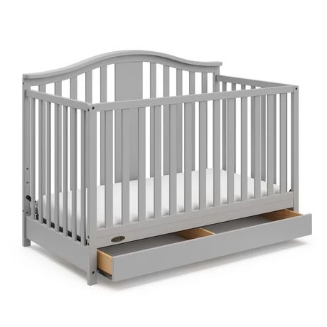 Graco Solano 4 in 1 Convertible Crib with Drawer.