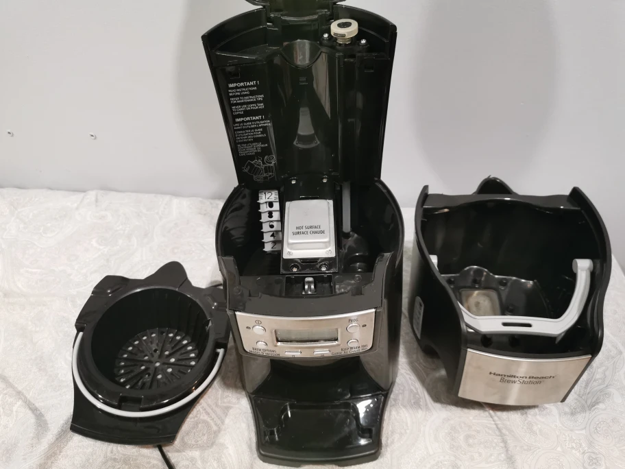 New Hamilton Beach BrewStation 12 Cup Dispensing Coffee Maker - photo 3