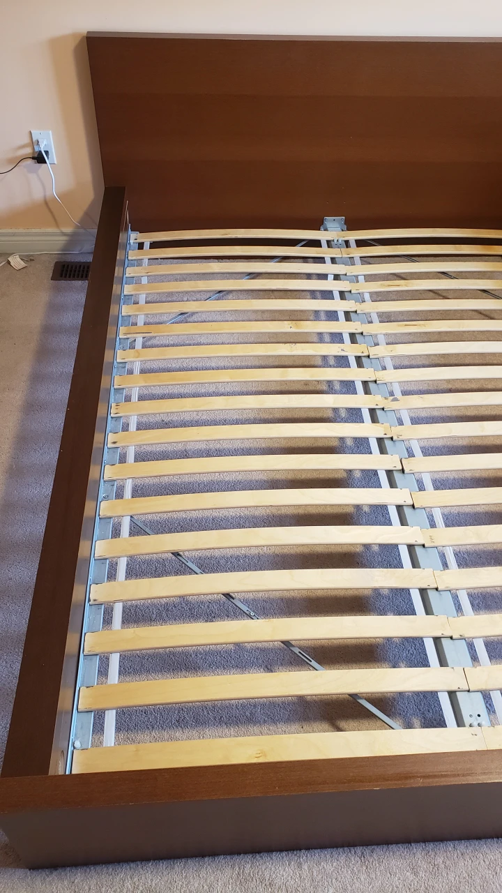 Ikea queen bed frame - photo 4