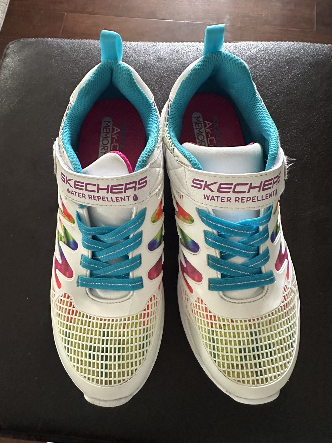 Kids sketchers shoes size 3.5 - photo 3