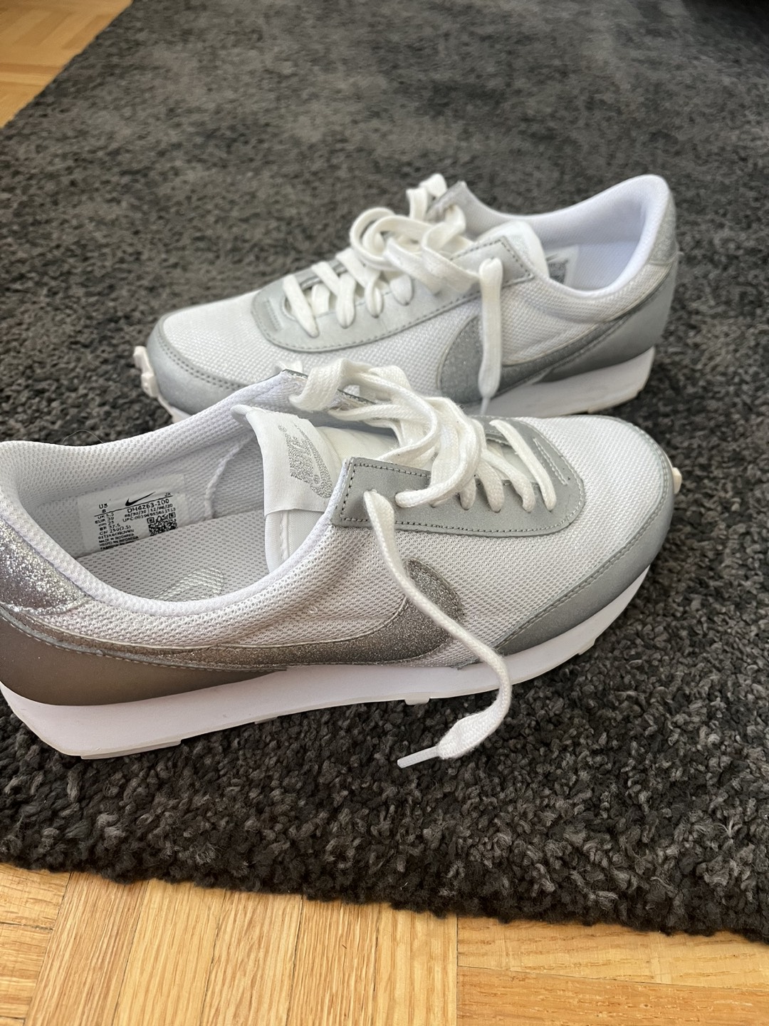 Nike Shoes - Like New