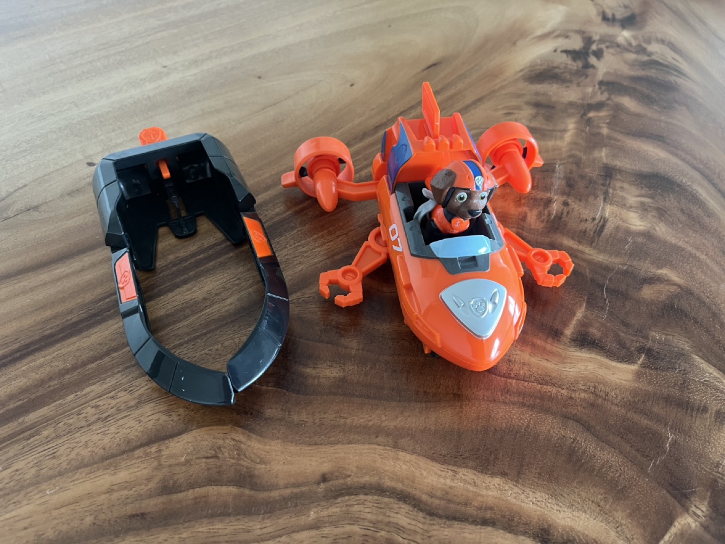 Paw patrol Zuma toy image indicator(3)