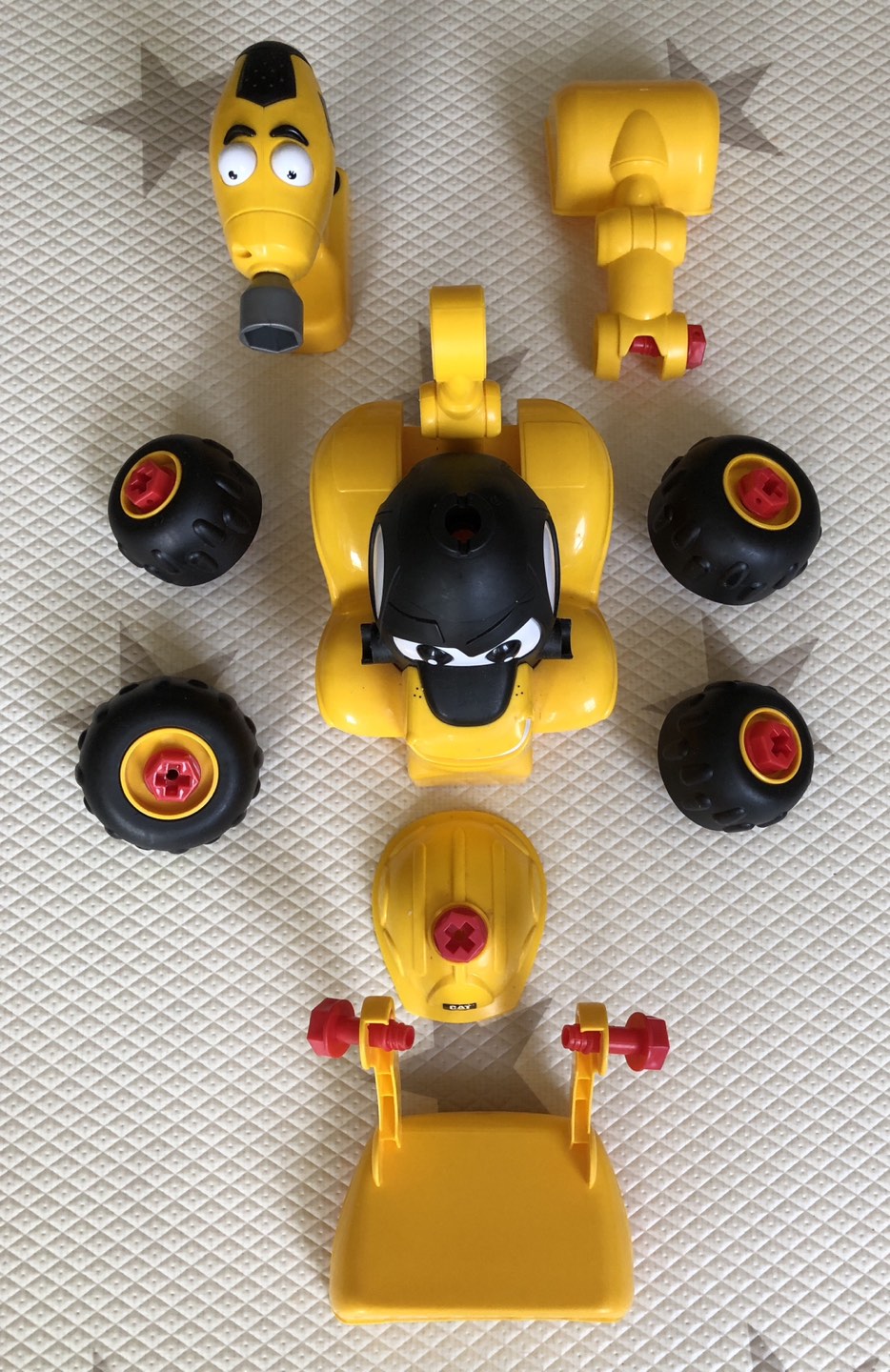 Cat bulldozer excavator & battery-powered boxer image indicator(4)