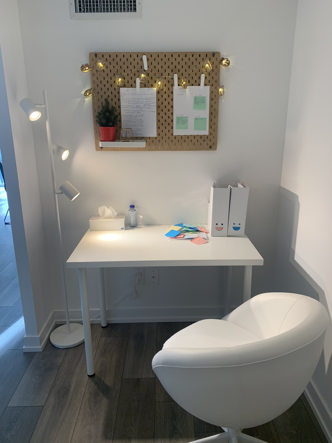 White table only available