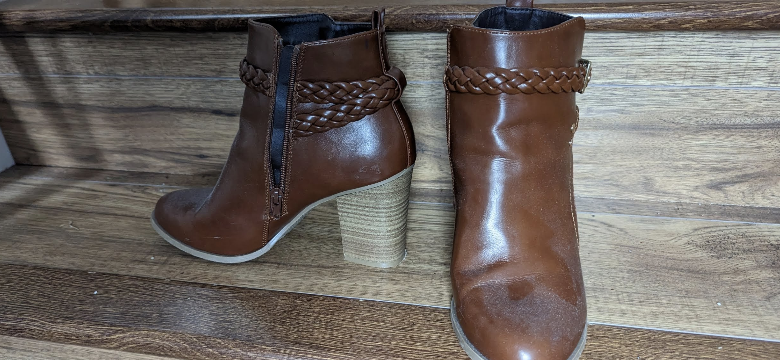 Women's shoes thumbnail