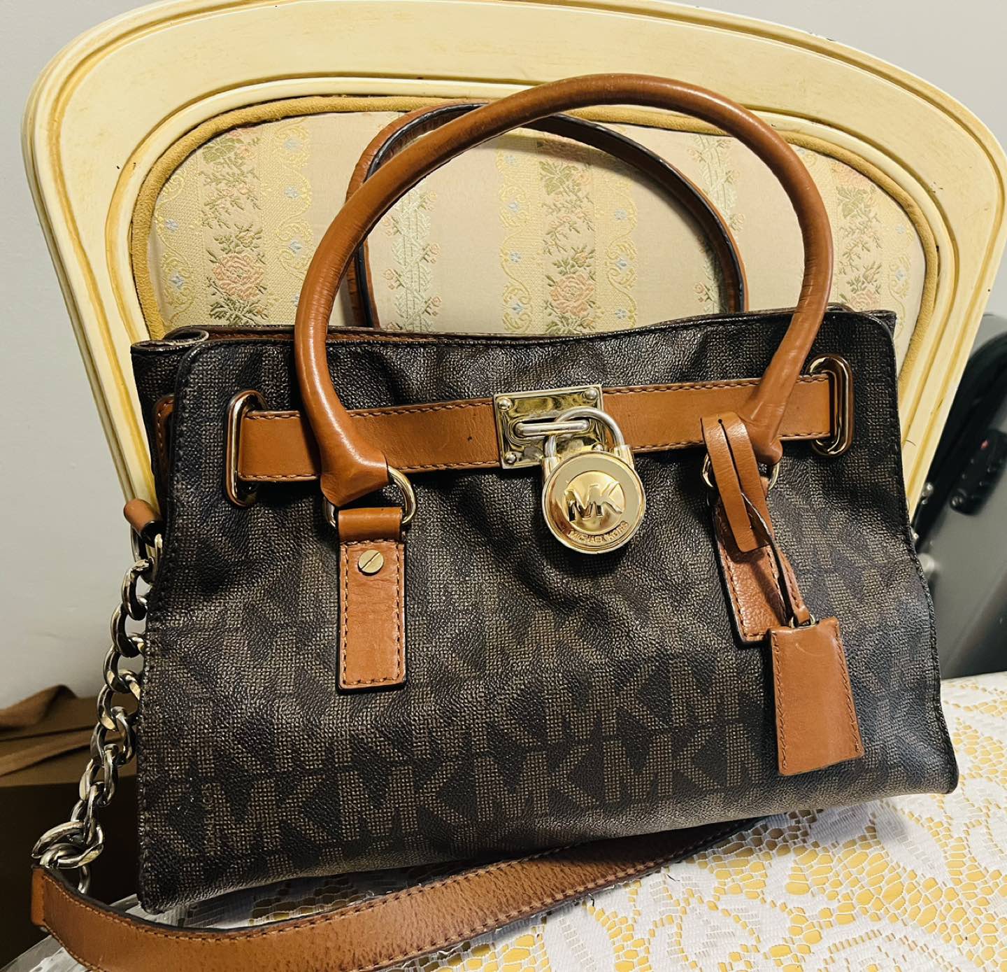 Michael Kors hand bag