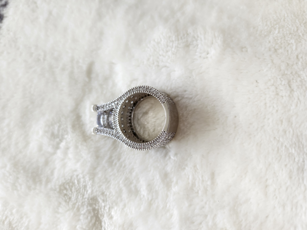Cubic Zirconia statement piece ring - photo 4
