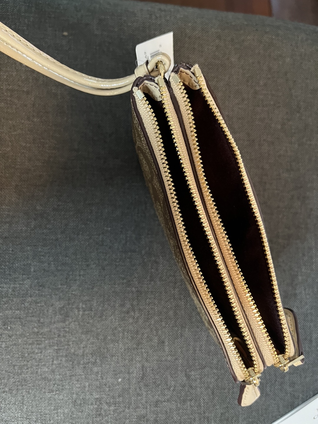 Coach wristlet - NWT image indicator(2)