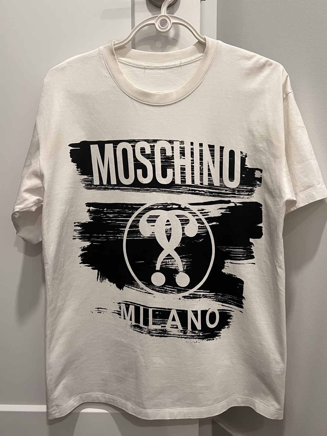 Moschino T shirt thumbnail