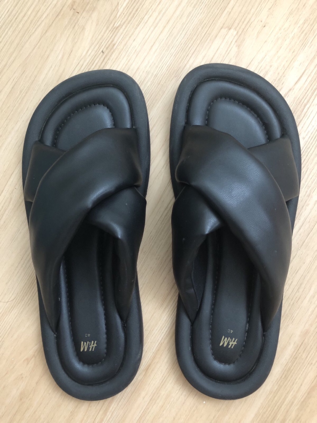 H&M slides, size 9 (40) thumbnail