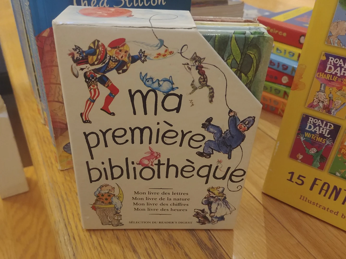 Ma Premiere Bibliotheque book thumbnail