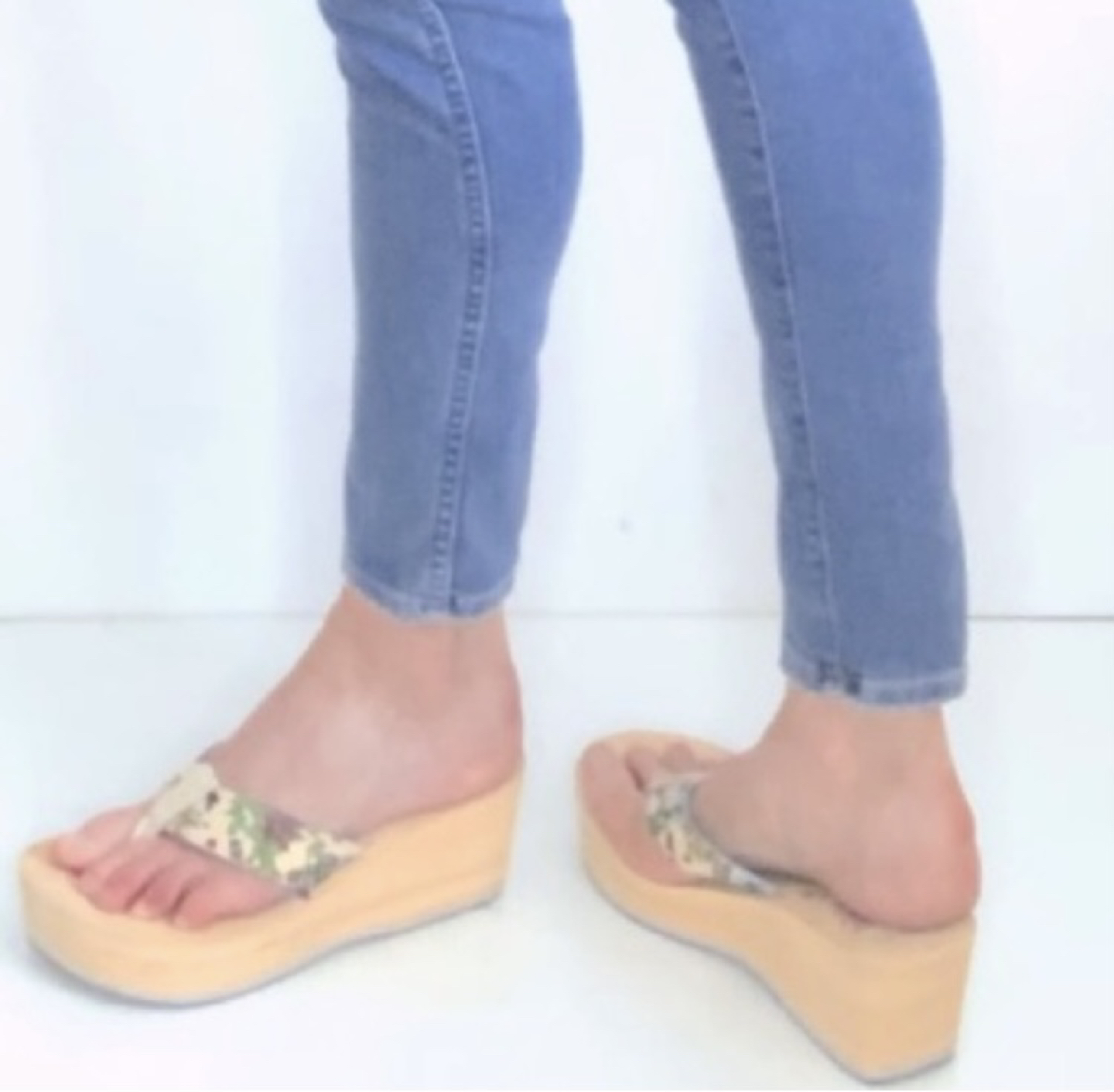 Cutest Comfy Sketchers Sandals🌸💜 image indicator(6)