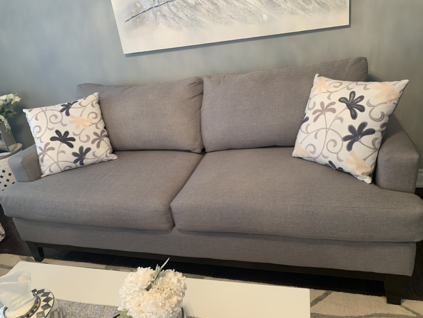 Sofa and matching love seat for sale. image indicator(9)