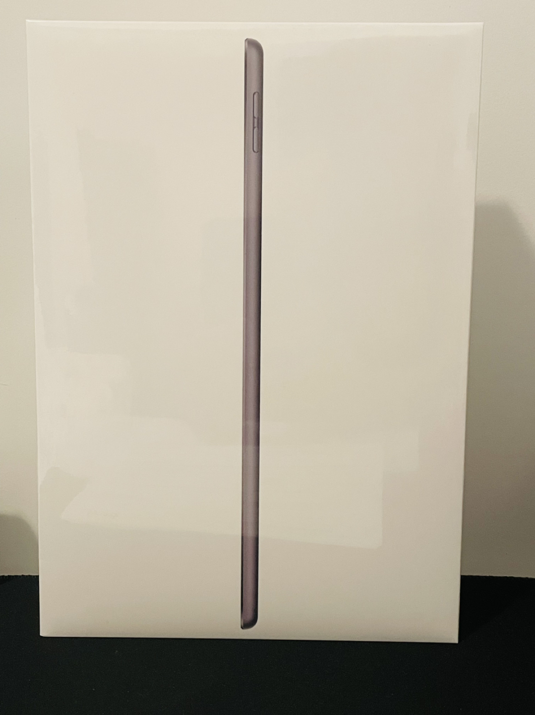 Brandnew Sealed IPAD 9th GENERATION